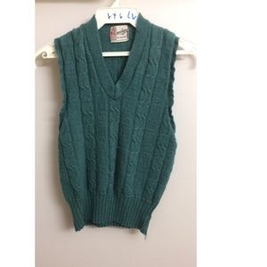 VINTAGE Barclay Forest Cableknit Wool Sweater Vest